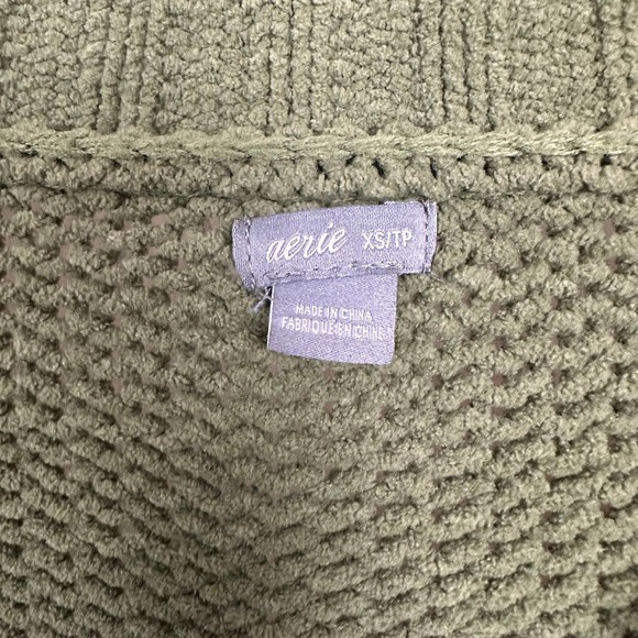 Aerie Womens Sweater Size XS Green Chunky Soft Oversized Knit V-Neck Long Sleeve - Picture 3 of 10